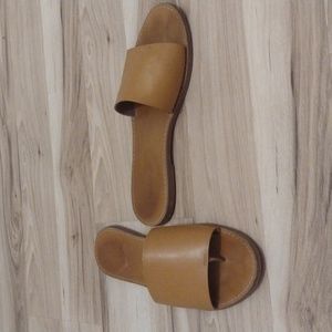 Made well leather slides